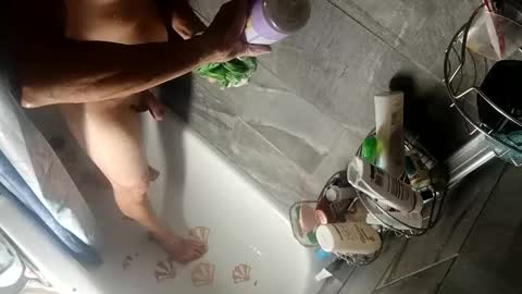 ahappyhippie online show from 19, 12, 2024