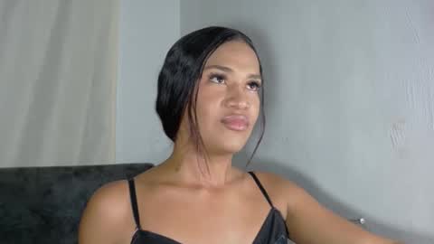 ahinara_doll_xx online show from 21, 5, 2026