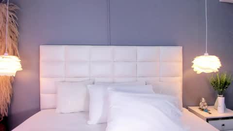 Snapshot of ahincale chatting on 21, 3, 2026 AHINOA online show from 21, 3, 2026