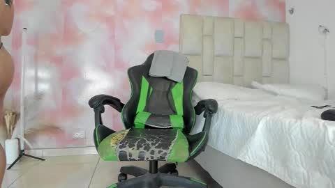 karoline  online show from 31, 1, 2026