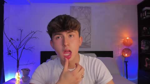 Snapshot of aidan_hale chatting on 1, 3, 2025 A H online show from 1, 3, 2025