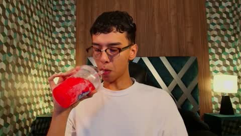 Snapshot of aiden_royce chatting on 15, 11, 2025 aiden_royce online show from 15, 11, 2025