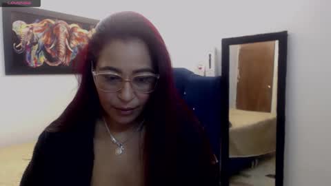 aisha_french online show from 14, 1, 2026