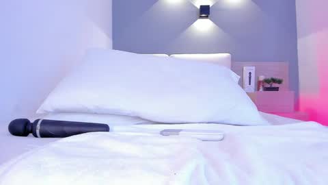 Aisha online show from 11, 1, 2025