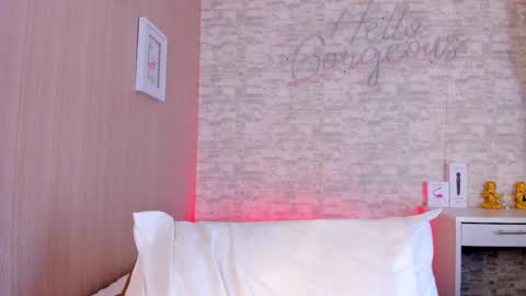 Aisha online show from 9, 3, 2025