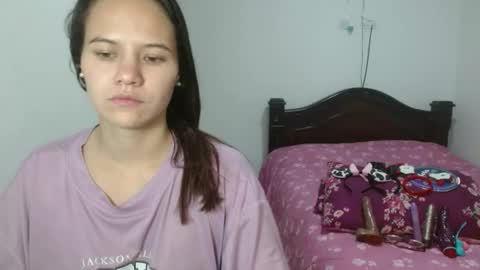 Snapshot of aishafuckaas chatting on 23, 10, 2025 aishafuckaas online show from 23, 10, 2025