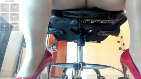 Snapshot of aitana_purple chatting on 8, 3, 2026 Aitana online show from 8, 3, 2026