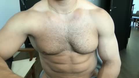 Aitor bigcock online show from 28, 3, 2026