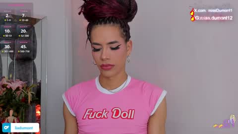 Queen Dumont   online show from 6, 12, 2024