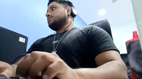 Snapshot of aj_cooper90_ chatting on 1, 2, 2025 Esteban online show from 1, 2, 2025