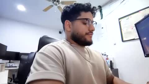 Snapshot of aj_cooper90_ chatting on 1, 11, 2025 Esteban online show from 1, 11, 2025