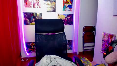 Akai Kraz  online show from 12, 2, 2025