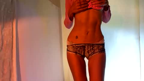 Snapshot of akashacum chatting on 19, 9, 2025 Akasha Cum online show from 19, 9, 2025