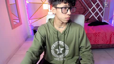 akazaboy online show from 26, 1, 2025