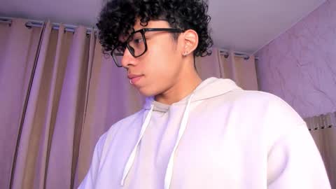 akazaboy online show from 9, 1, 2026