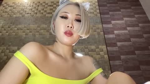 Akemi online show from 17, 2, 2025