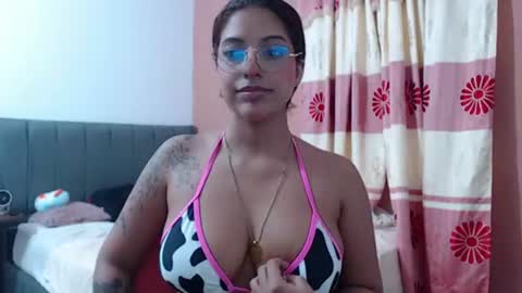 Snapshot of akemi_san_ chatting on 15, 6, 2026 Akemi 3 online show from 15, 6, 2026
