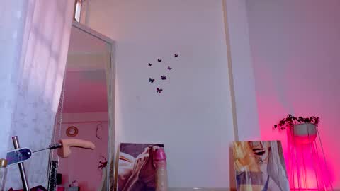 Akemi online show from 14, 9, 2025