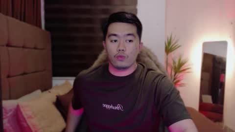 Snapshot of akihiro_morningstar chatting on 21, 12, 2025 Dave online show from 21, 12, 2025