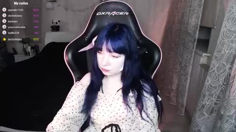 akirahartyx online show from 22, 10, 2025