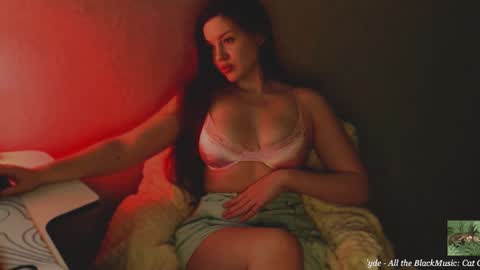 Alice online show from 21, 12, 2025