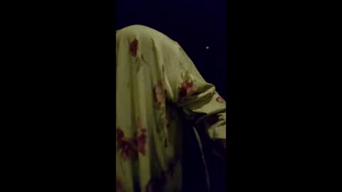 alabasterbunny online show from 15, 4, 2026