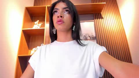 Alahia Rodriguez online show from 8, 1, 2026