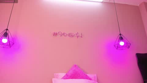 Snapshot of alahia_betancur chatting on 30, 1, 2025 Alahia  online show from 30, 1, 2025