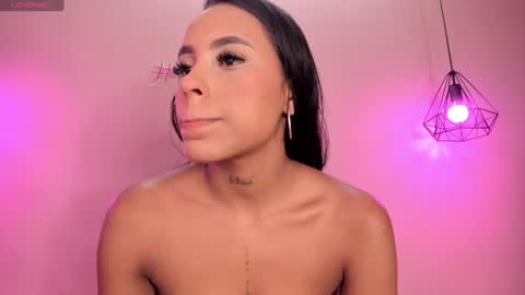 Snapshot of alahia_betancur chatting on 7, 2, 2025 Alahia  online show from 7, 2, 2025