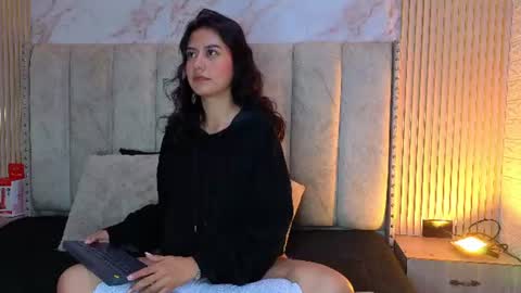 alahiasweet1 online show from 13, 6, 2026