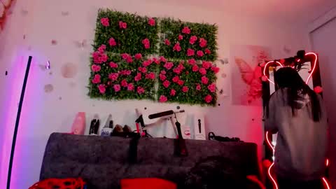 Alaia online show from 15, 9, 2025