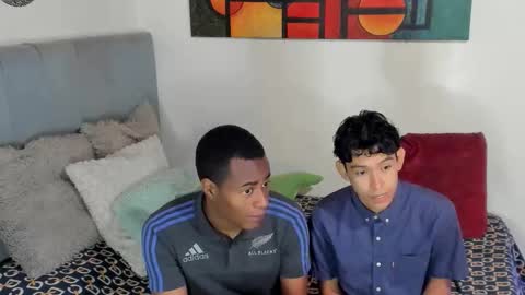 Alan and Criss - WE JUST FRIENDS WITH BENEFITS BOTH VERS online show from 8, 1, 2026