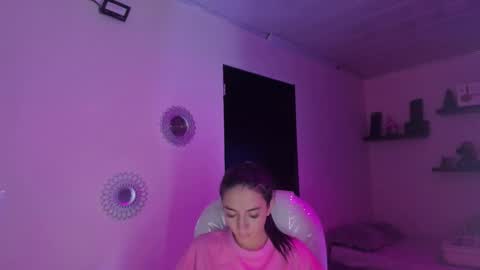 Maeve  online show from 21, 1, 2025