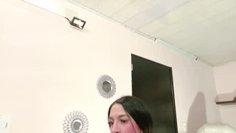 Maeve  online show from 28, 9, 2025