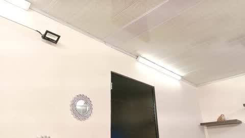 Maeve  online show from 29, 9, 2025