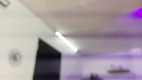 Maeve  online show from 17, 4, 2026