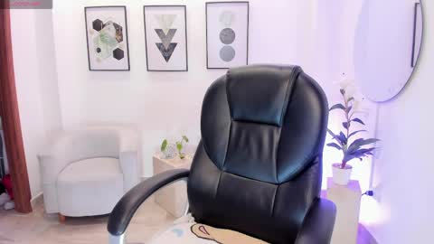 alana  online show from 16, 4, 2026