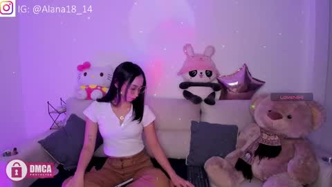alana_pherson online show from 28, 9, 2025