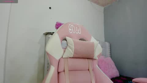 Alana. online show from 19, 2, 2025