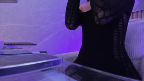 Alanah online show from 8, 4, 2026