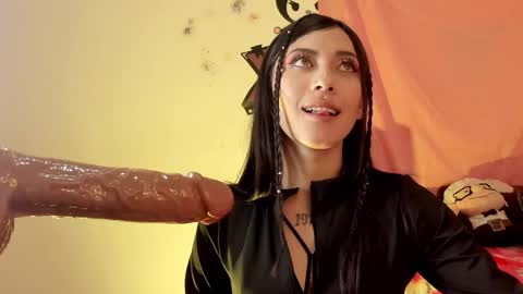 ALANA Please follow me  online show from 12, 11, 2025