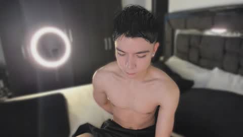 alanblack1 online show from 13, 3, 2026