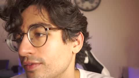 idenavarre online show from 31, 1, 2025