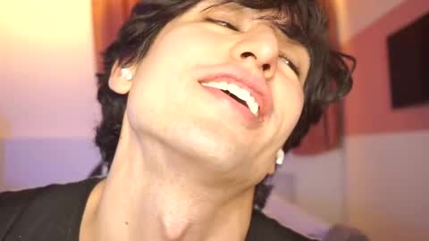 idenavarre online show from 21, 2, 2025