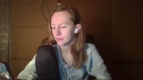 Elisa online show from 2, 3, 2025