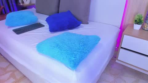 Alanna  online show from 8, 11, 2025