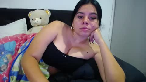 alanna_new1 online show from 17, 2, 2025