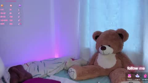    online show from 10, 9, 2025