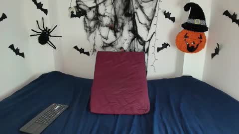 Im Alanis online show from 3, 11, 2025