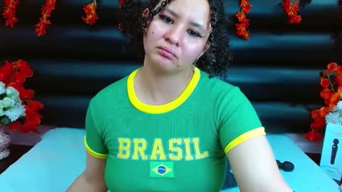 AlaSmith  online show from 4, 2, 2025